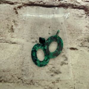 💰5/$20 Acrylic Resin Earrings